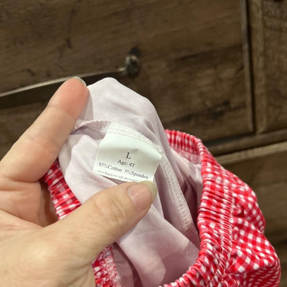 Toddler girls Valentines outfit - Picture 9 of 9